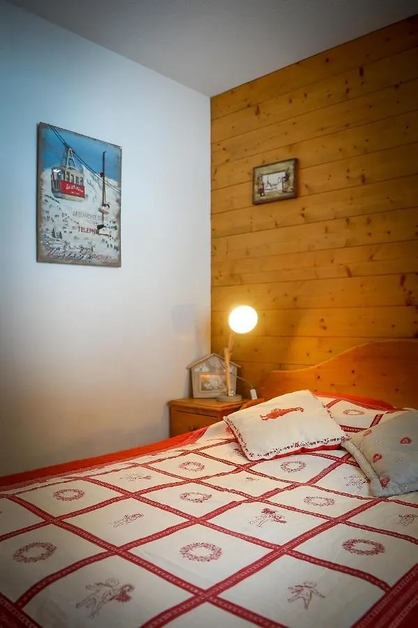 T2 Meuble Tourisme 3 Etoiles, Pied Des Pistes-Parking Prive Avec Balcon Et Superbe Vue Apartment Les Deux Alpes